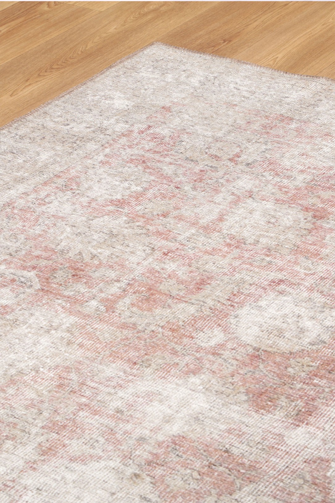 Vintage Blush Machine Washable Rug