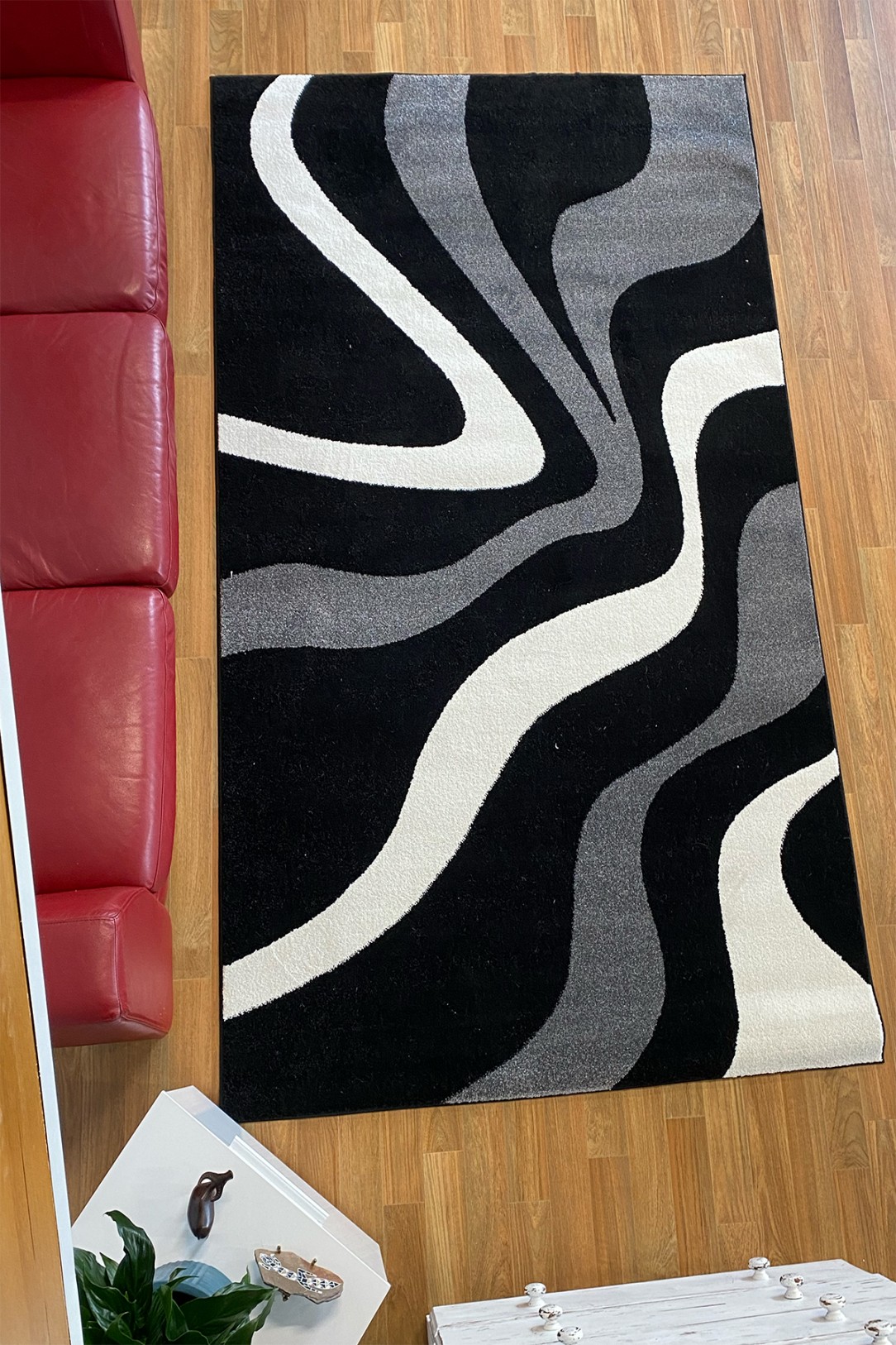 Victoria Serenity Waves Black Grey Rug