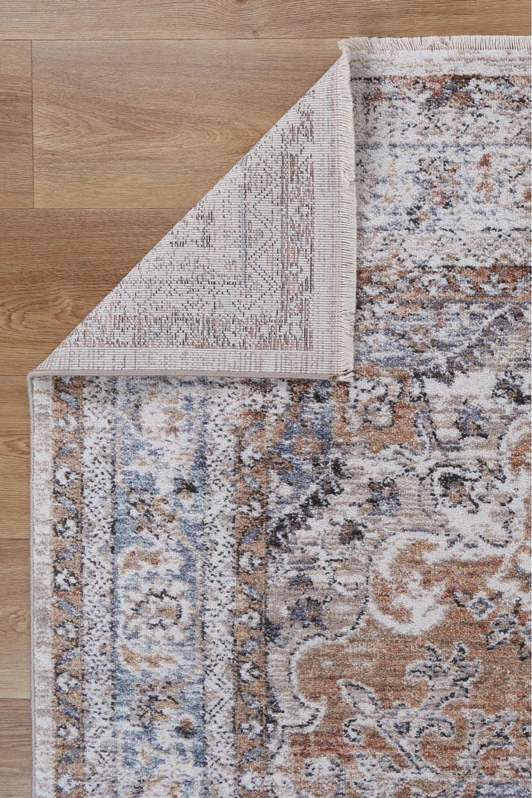 Sydney Balch Multi Traditional Rug