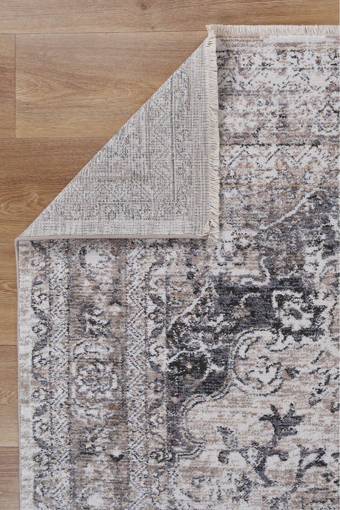 Sydney Sultan Ash Traditional Rug