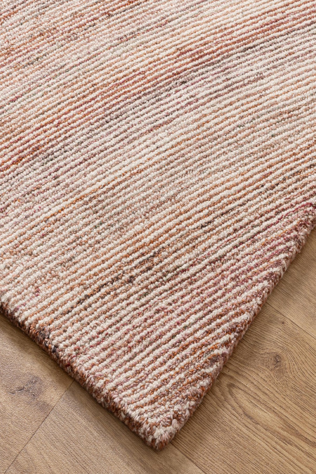 Aria Wool Handcrafted Rug