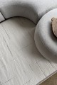 Leo Minimalist Rugs